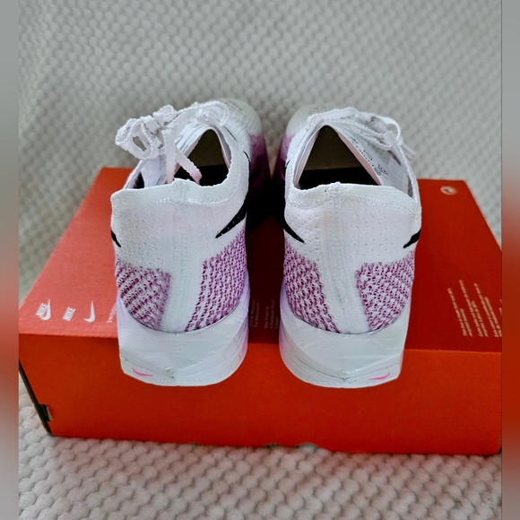 Nike ZoomX VaporFly Next% 3 'White Vivid Purple' [DV4130-104] Women's Size 7 - Picture 5 of 8